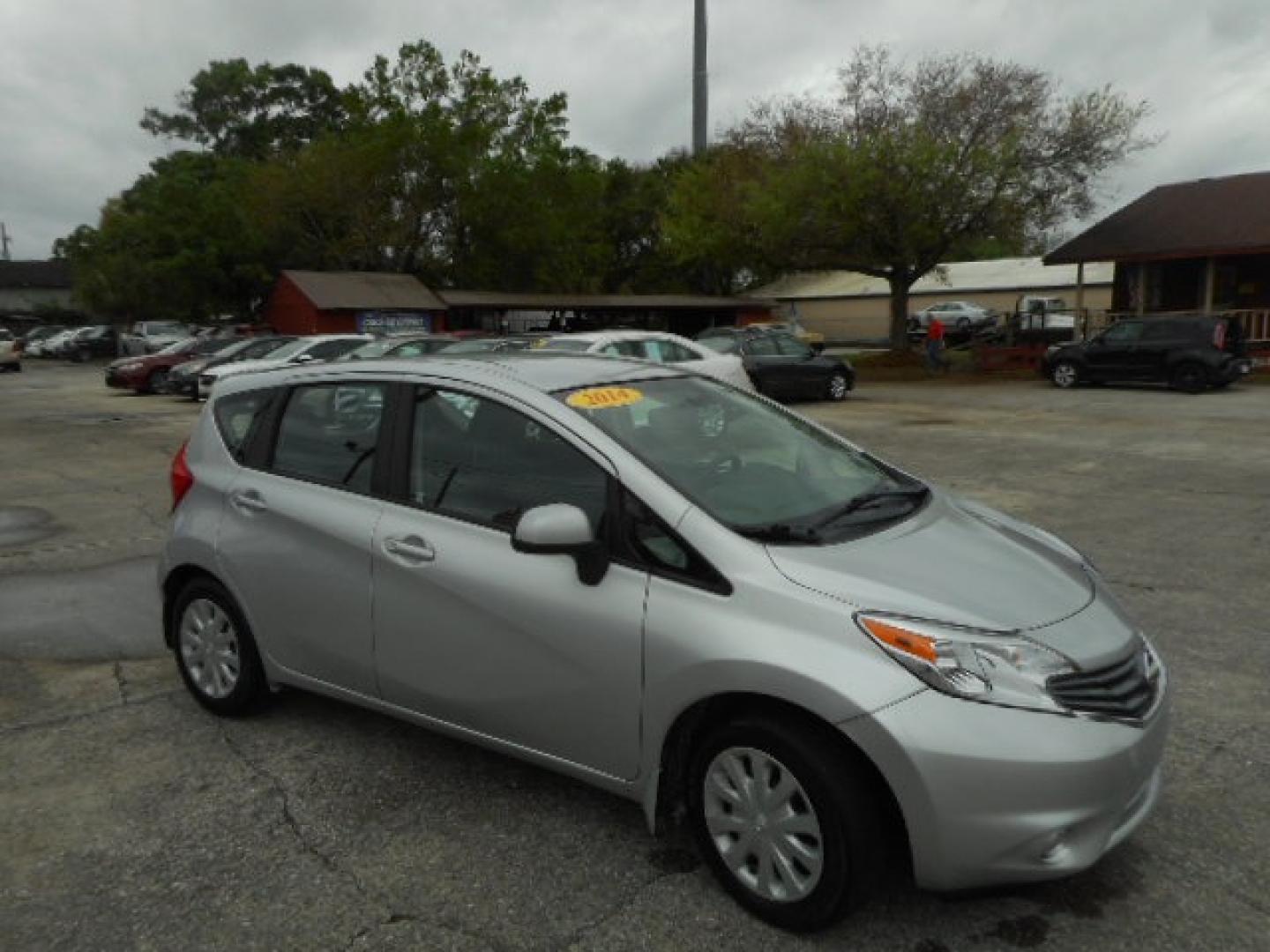 2014 SILVER NISSAN VERSA NOTE S; SV; S (3N1CE2CP2EL) , located at 10405 Abercorn Street, Savannah, GA, 31419, (912) 921-8965, 31.988262, -81.131760 - Photo#2